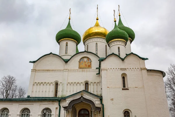 Sul territorio del Monastero di Spaso-Evfimiev — Foto Stock