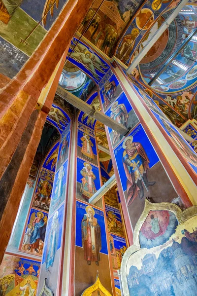 In der Kathedrale der Geburt der Jungfrau Susdal, Russland — Stockfoto