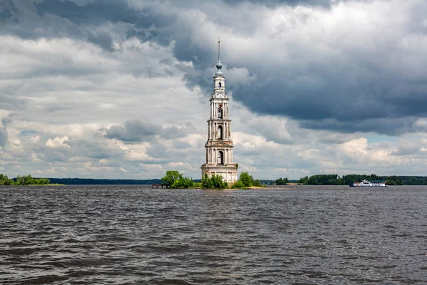Belltower of the St. Nicholas Cathedral, Kalyazin, Russia — Stock Photo, Image