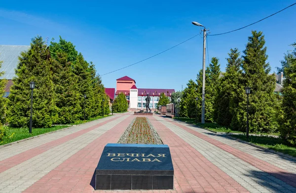 Меморіальний комплекс присвячена перемозі в Другої світової війни, Myshkin, Росія — стокове фото