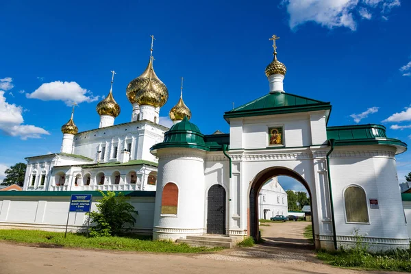 Monastère de la Résurrection du XVIIe siècle à Ouglich, Russie — Photo