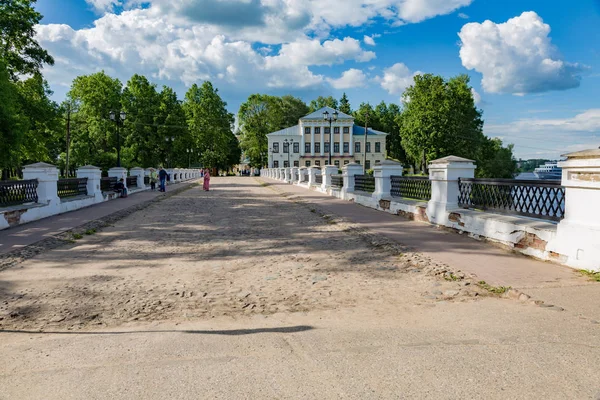 Nikolsky γέφυρα του 19ου αιώνα σε Uglich, Ρωσία — Φωτογραφία Αρχείου