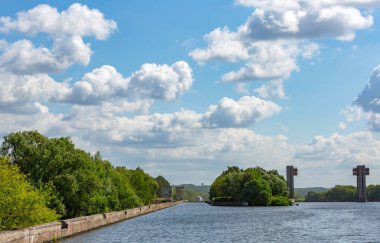 Eski nehir ağ geçidi