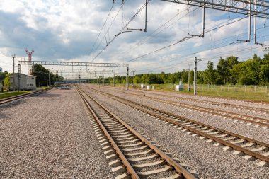 Şehrin içinden demiryolu