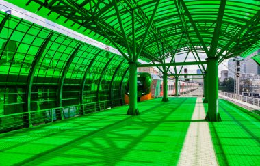 Yüksek hızlı tren yeşil tasarım istasyonunda