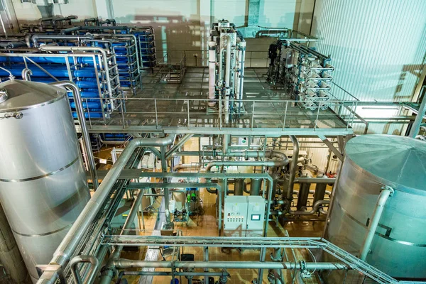 Fabrika mağazalarda bira üretimi için donatım