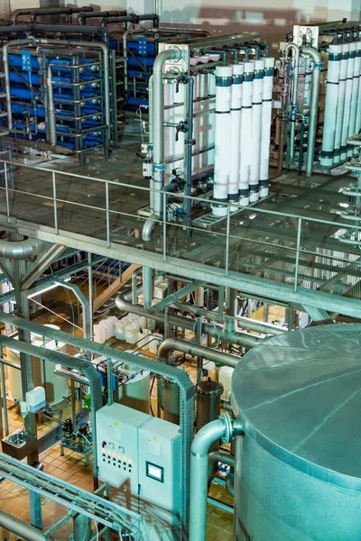 Attrezzature per la produzione di birra nei negozi di fabbrica — Foto Stock