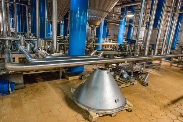 Equipment for production of beer in factory shops — Stock Photo, Image
