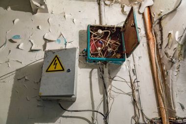 Elektrik çarpması riski