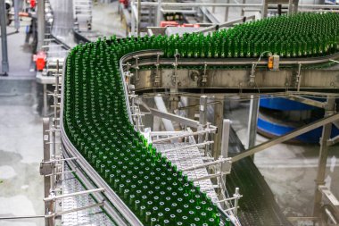 Fabrika mağazalarda bira üretimi için donatım