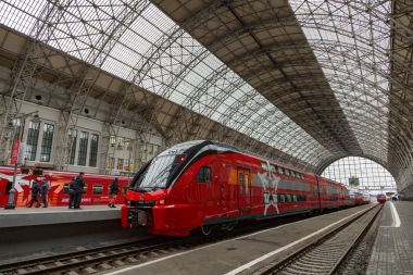 Rusya iki katlı yüksek hızlı Aeroexpress ilk