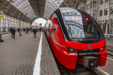 Rusya iki katlı yüksek hızlı Aeroexpress ilk