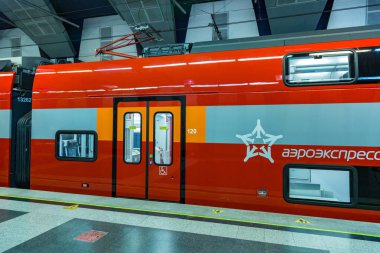 Rusya iki katlı yüksek hızlı Aeroexpress ilk