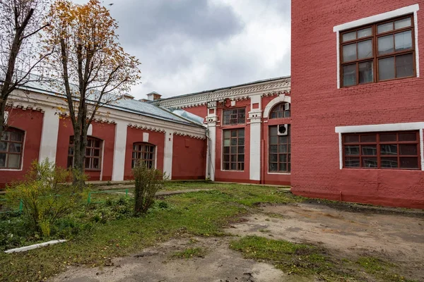 Brick architecture of old weaving manufactures — Stock Photo, Image