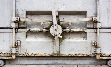 Kargo konteyner paslı cıvata