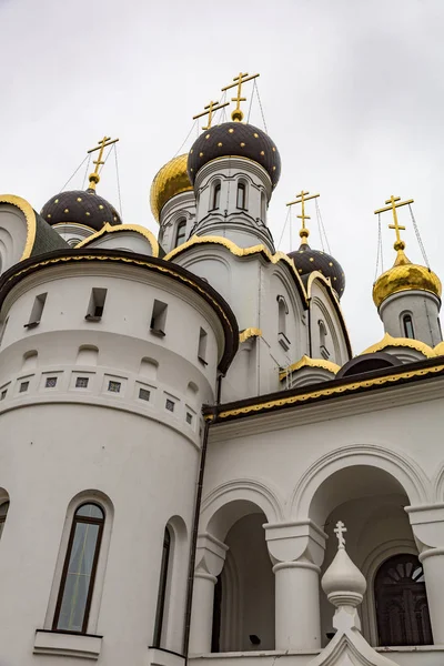 Temple of Alexander Nevsky, Knyazhye Lake, Russia — Stock Photo, Image