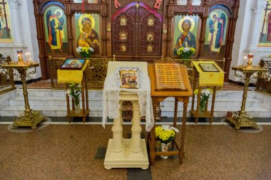 Çapraz yüceltilmesi, Darna, Rusya'nın Tapınak içinde