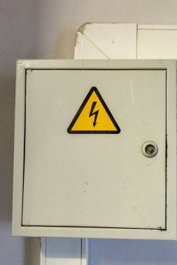 Elektrik çarpması riski