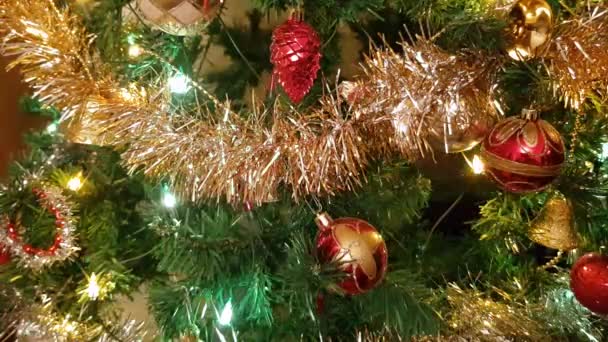 Albero Natale Con Giocattoli Lucenti Ghirlanda Multicolore Lampeggiante — Video Stock