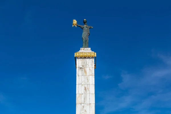 Estatua de Medea se encuentra en el centro de Batumi, Georgia — Foto de Stock