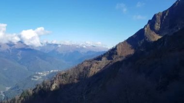 Soçi, Rusya - 11 Ekim 2019: Krasnaya Polyana bölgesindeki Cableway