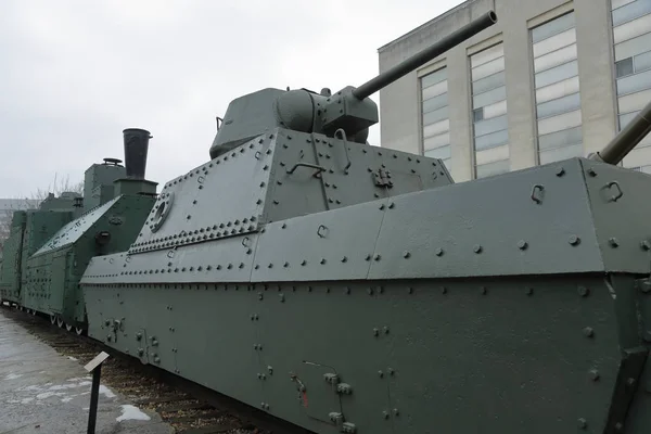 Militaire uitrusting in het openluchtmuseum. Moskou, Rusland — Stockfoto