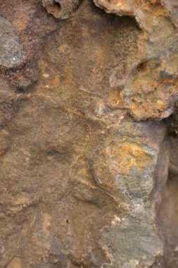 Jeoloji müzesindeki doğal taş dokusu.