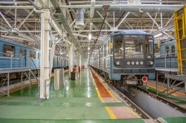 Metro servis istasyonunda. Moskova, Rusya