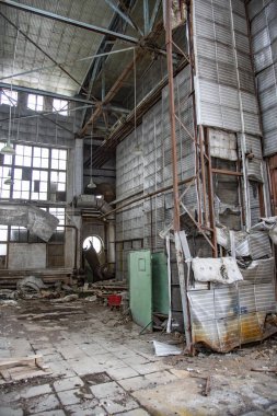 Uçak fabrikasının terk edilmiş atölyesi. Moskova