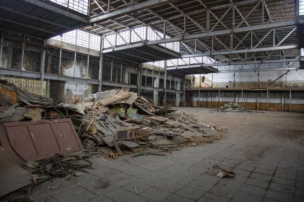 Atelier abandonné de l'usine d'avions. Moscou — Photo