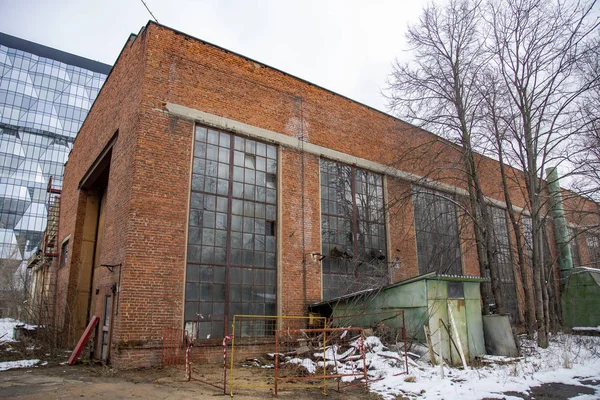 被遗弃的飞机制造厂的建筑。莫斯科 — 图库照片