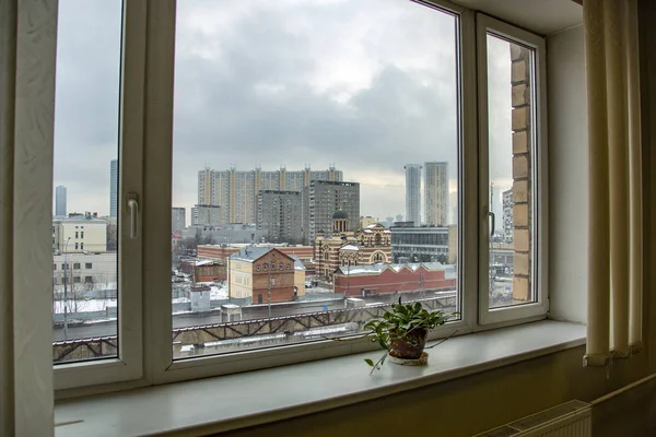 Desenvolvimento moderno no bloco histórico de Moscou, Rússia — Fotografia de Stock