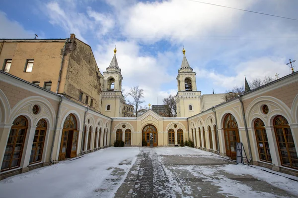Церковь Св. Иоанно-Предтеченского монастыря. Москва, Россия — стоковое фото