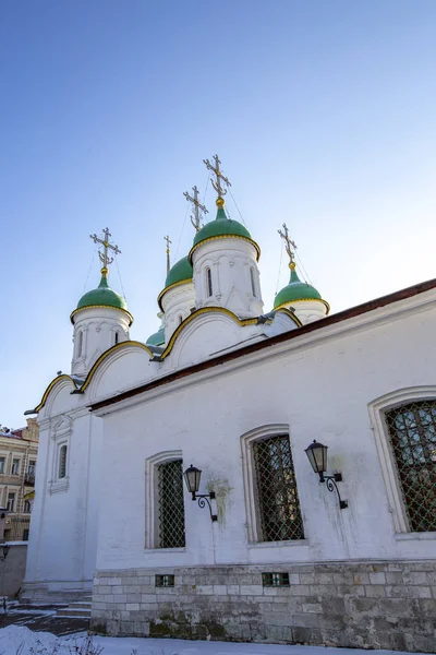 Temple of the Life-Giving Trinity In Sheets (em inglês). Moscou, Rússia — Fotografia de Stock