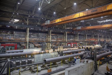 Gaz boru fabrikasının sanayi atölyesi