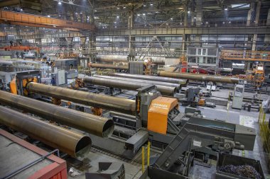 Gaz boru fabrikasının sanayi atölyesi