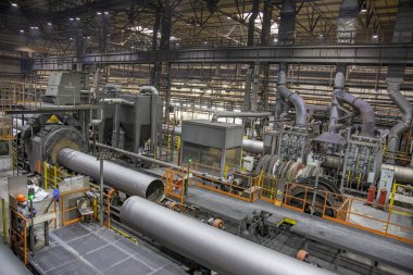 Gaz boru fabrikasının sanayi atölyesi