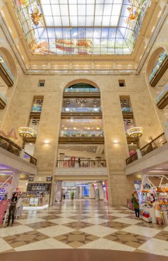 Moskova, Rusya - 2 Mart 2020: Çocuk Dünyası 'nda - Şehir merkezindeki çocuklar için büyük bir mağaza