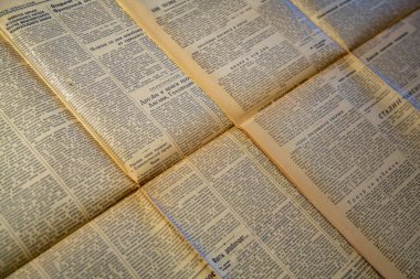 Moskova, Rusya - 3 Nisan 2020: 1953 'te SSCB' nin eski komünist gazetesi