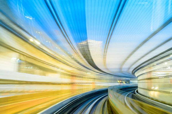 Automatische trein tunnel in Japan uitgebracht als concept van hoge snelheid en fut — Stockfoto