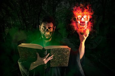 Undead Necromancer bir alev kafatası döküm büyü Cadılar Bayramı resim