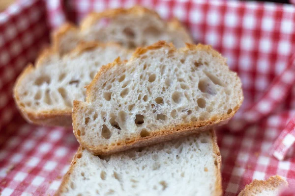 Fresh bread, bread slice in bread basket — Stok fotoğraf