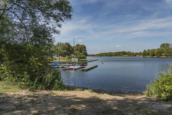 Krefeld Vista Para Barcos Rebocados Sail Club Bayer Uerdingen Lago — Fotografia de Stock