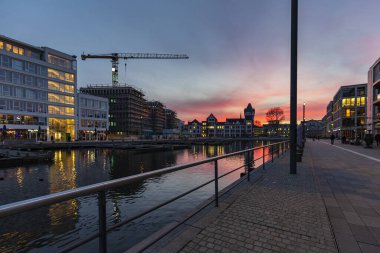 Dortmund - Harbor-Promenade 'den Phoenix Gölü, Kuzey Ren Vestfalyası, Almanya, Dortmund, 13.02.2019