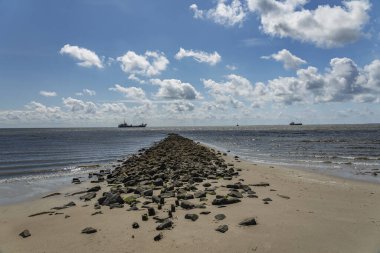 Sylt - Almanya 'nın kuzeyinde Schleswig-Holstein, 09.06.2019, List-Harbor yakınlarındaki yollarda bulunan gemileri kırma ve görüntüleme