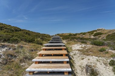 Sylt - Wadden Denizi yakınlarındaki List Harbor / Almanya 'ya yürüyüş yoluna bak