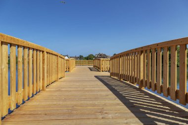 Sylt - Wenningstedt Gölü 'ndeki yeni köprüye bakın, Almanya' nın kuzeyinde, 05.06.2018