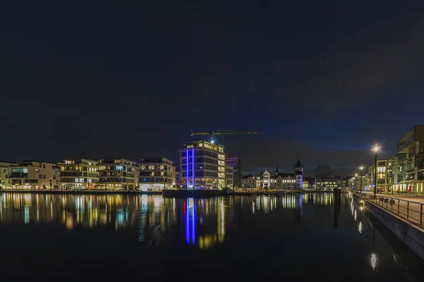 Dortmund View Iullminated Pier Promenade Lake Phoenix Renania Del Norte —  Fotos de Stock