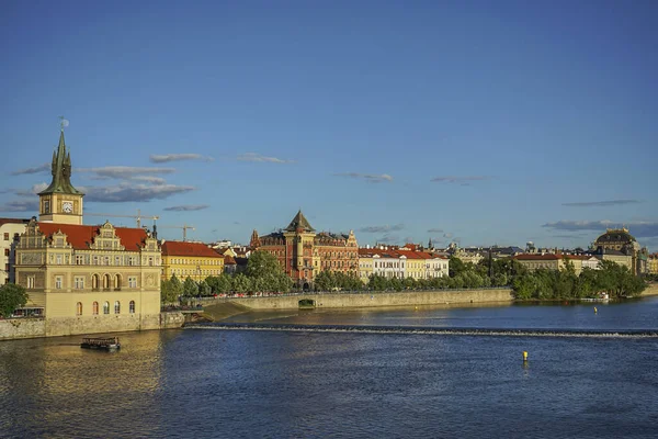 Prag Blick Von Der Karlsbrücke Auf Die Moldau Flusslandschaft Tschechien — Stockfoto