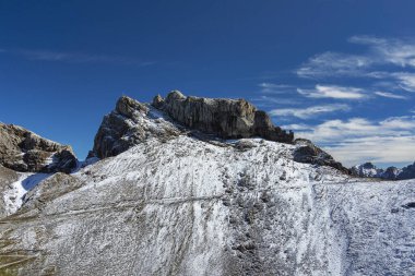 Mittenwald - Karwendel Dağı 'na Kar, Bavyera, Almanya, Mittenwald, 28.09.2012